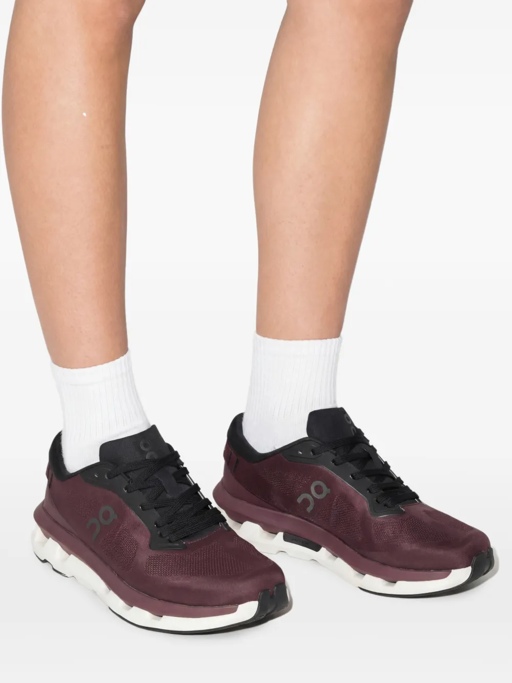 On CloudRunner sneakers Rood