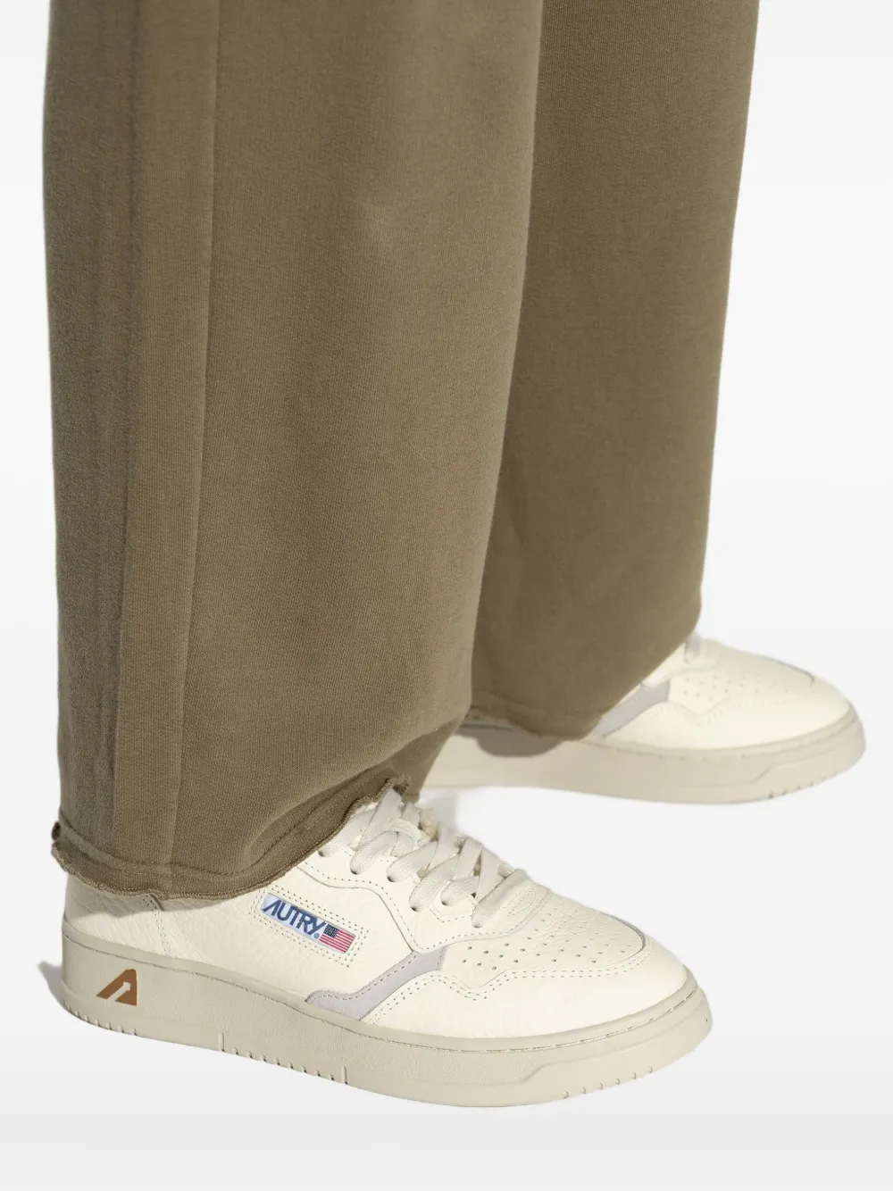 Autry Medalist leather sneakers White