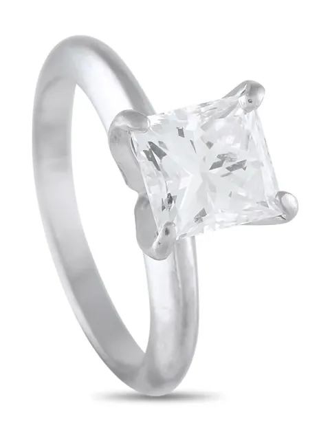 LB Exclusive platinum diamond solitaire ring
