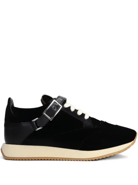 Giuseppe Zanotti tenis con hebilla