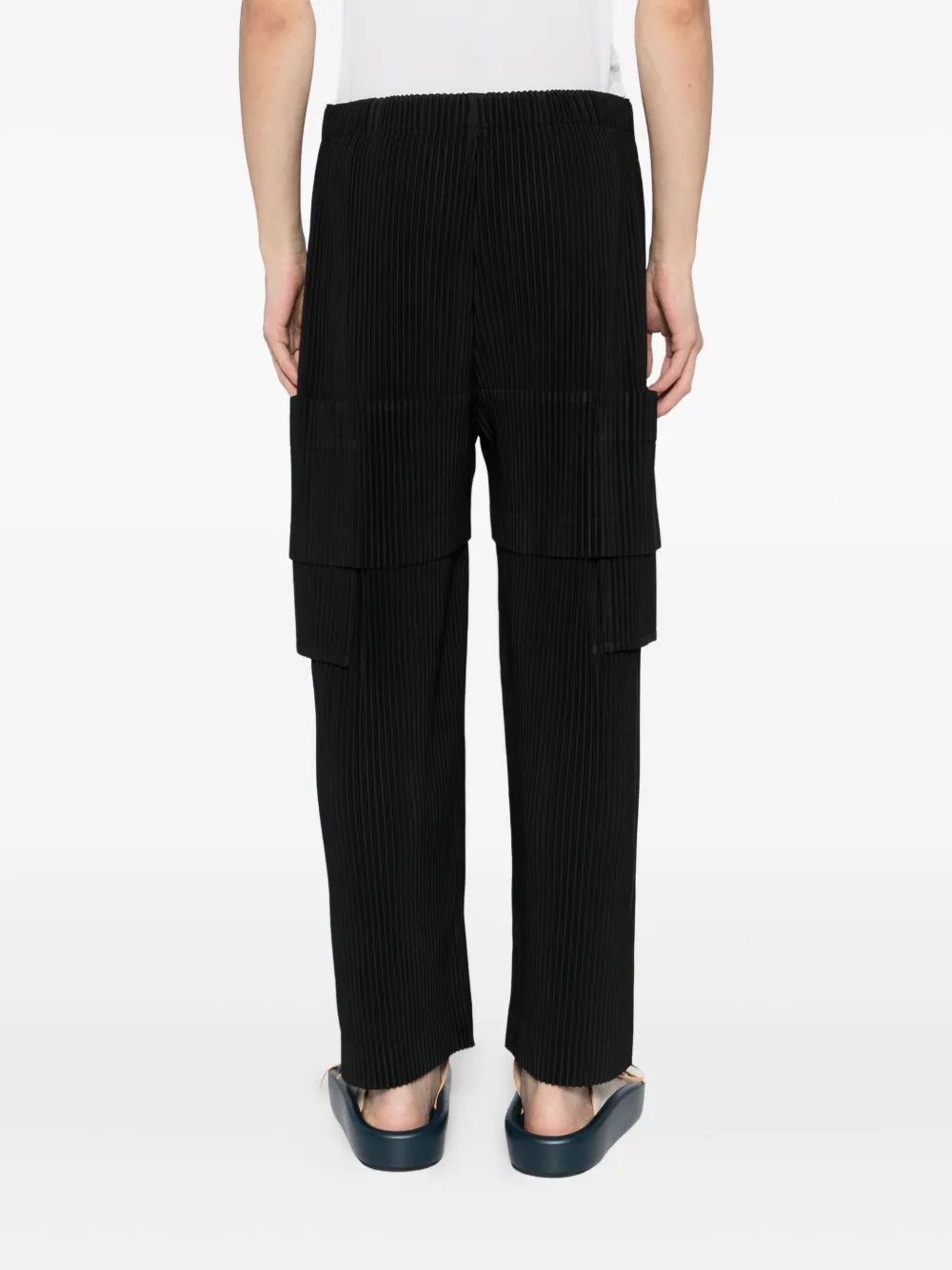 Issey Miyake Ns Coke Gray Multi-pocket Drawstring Knitted Trousers In Black
