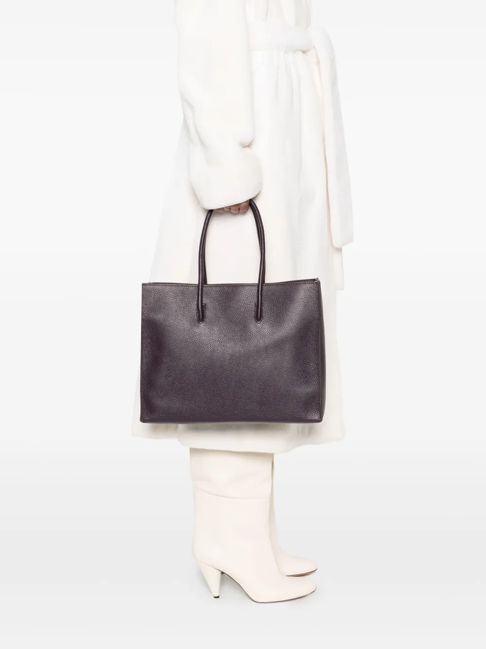 Coccinelle large Myrtha embossed-logo tote bag | Image 2