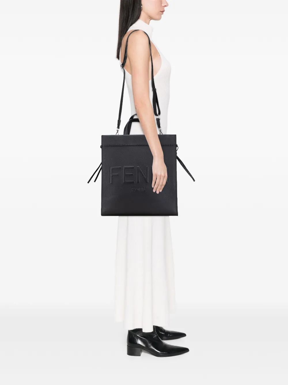 Fendi Pre-Owned 2010-2025 Medium Leather Roma Go To Shopper satchel | Pre-Owned | Image 2
