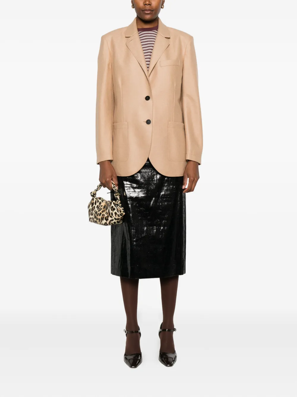 Harris Wharf London patch-pocket buttoned blazer | Blazers | Image 2