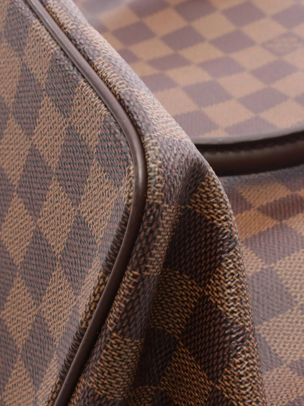 Pre-owned Louis Vuitton 2005 Saleya Mm Tote Bag In Brown
