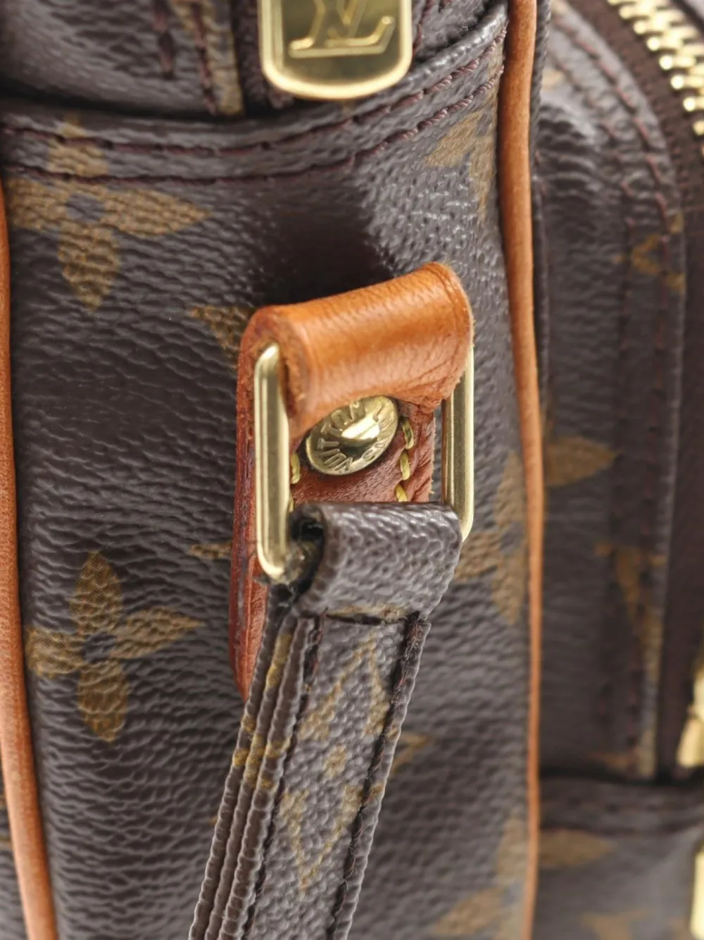 Pre-owned Louis Vuitton 2000s Amazon Shoulder Bag In Brown