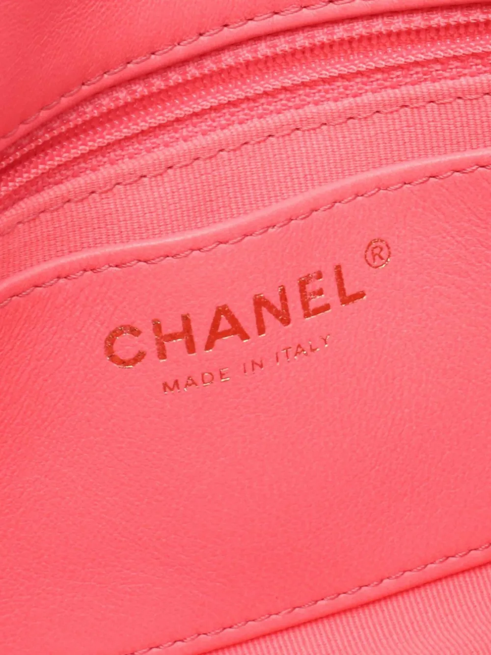 CHANEL Pre-Owned 2021 matelassé chain shoulder bag | Pre-Owned | Image 2