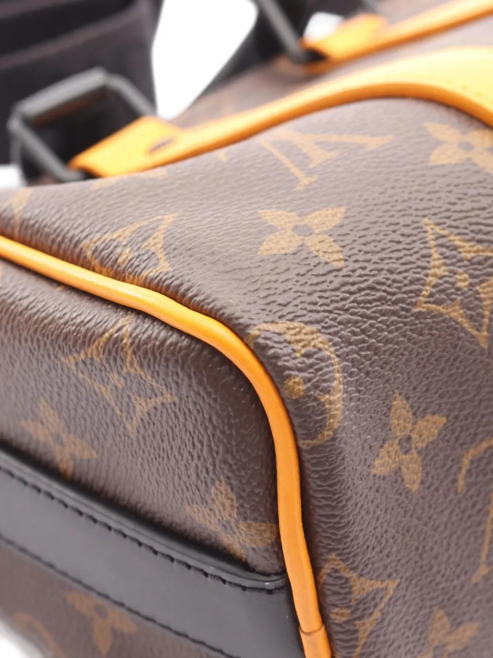 Pre-owned Louis Vuitton 2021 Keepall Bandouliere 25 Handbag In Brown