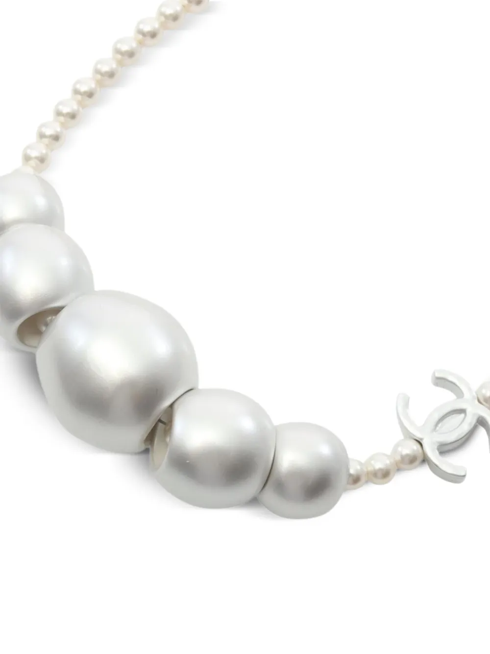 CHANEL Pre-Owned 1980s coco mark pearl necklace | Image 2