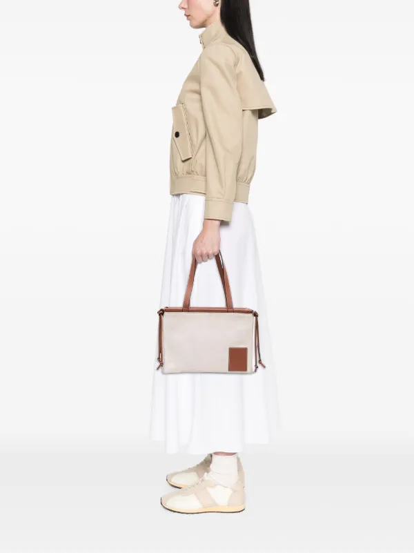 LOEWE トートバッグ ホワイト/ブラウン Loewe Pre-Owned 2021 スモールキャンバス クッション トートバッグ