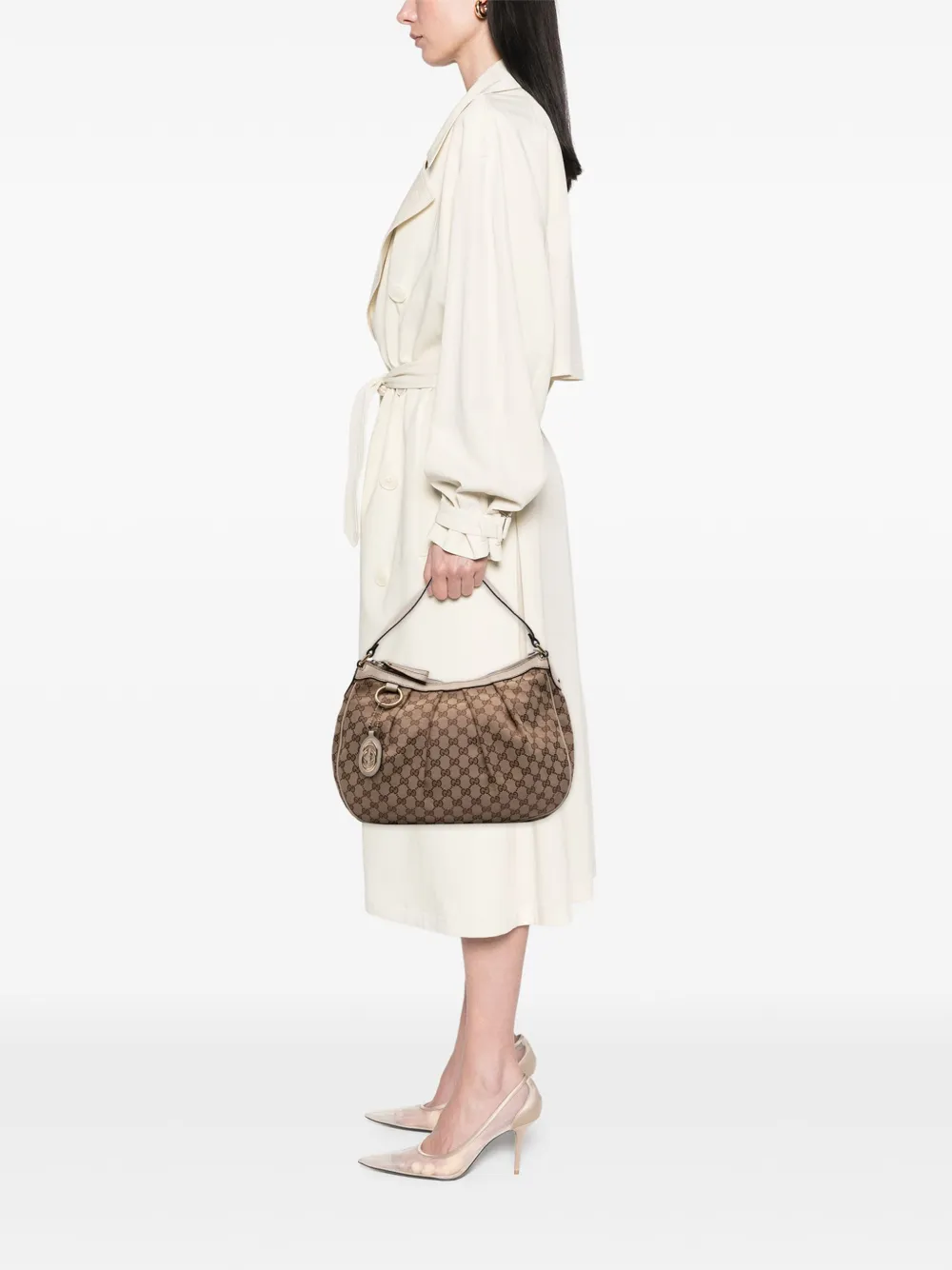 Gucci Pre-Owned 2016-2025 Medium GG Canvas Sukey shoulder bag | Pre-Owned | Image 2