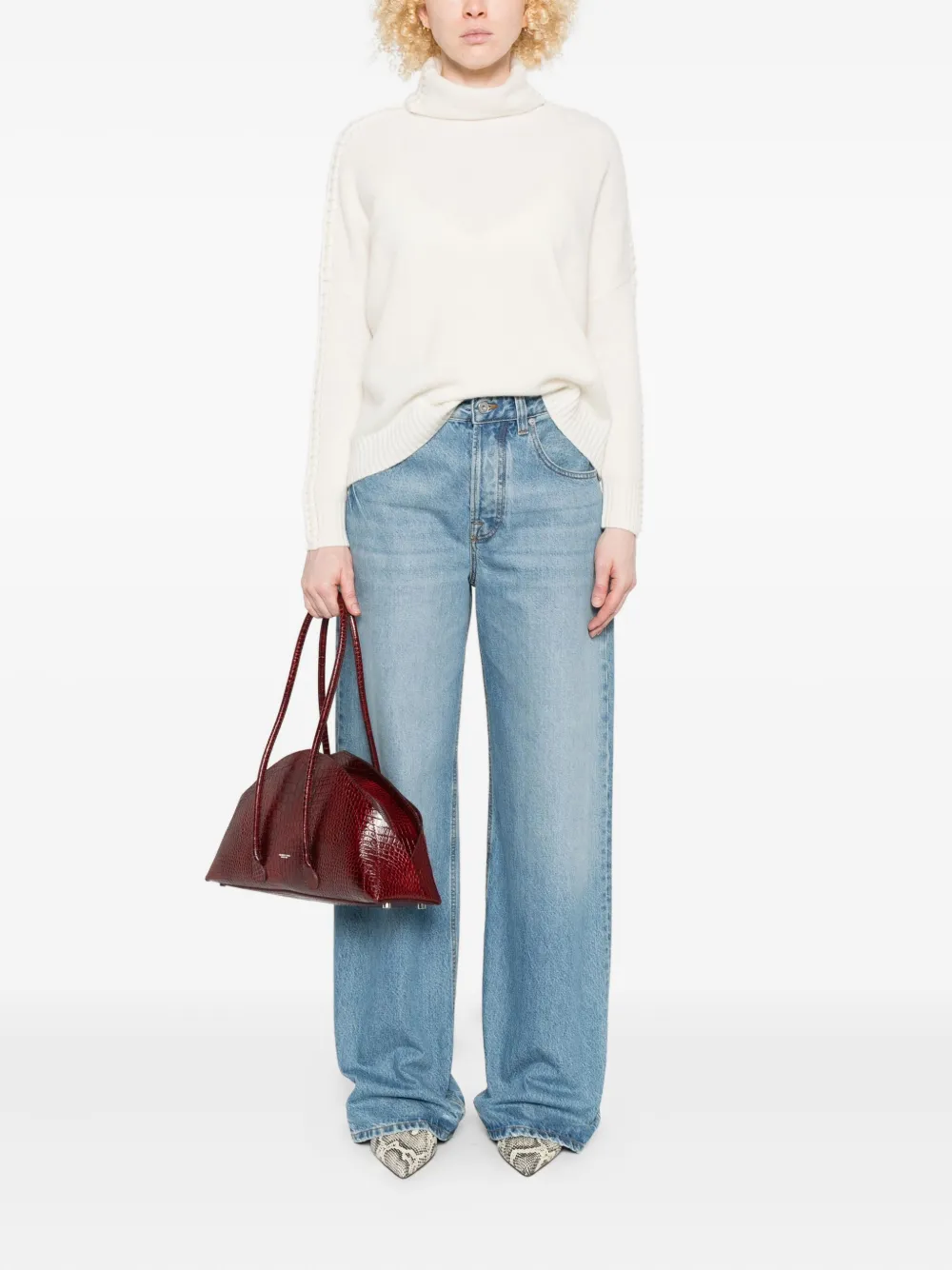 Kujten Turtleneck Sweater In Neutral
