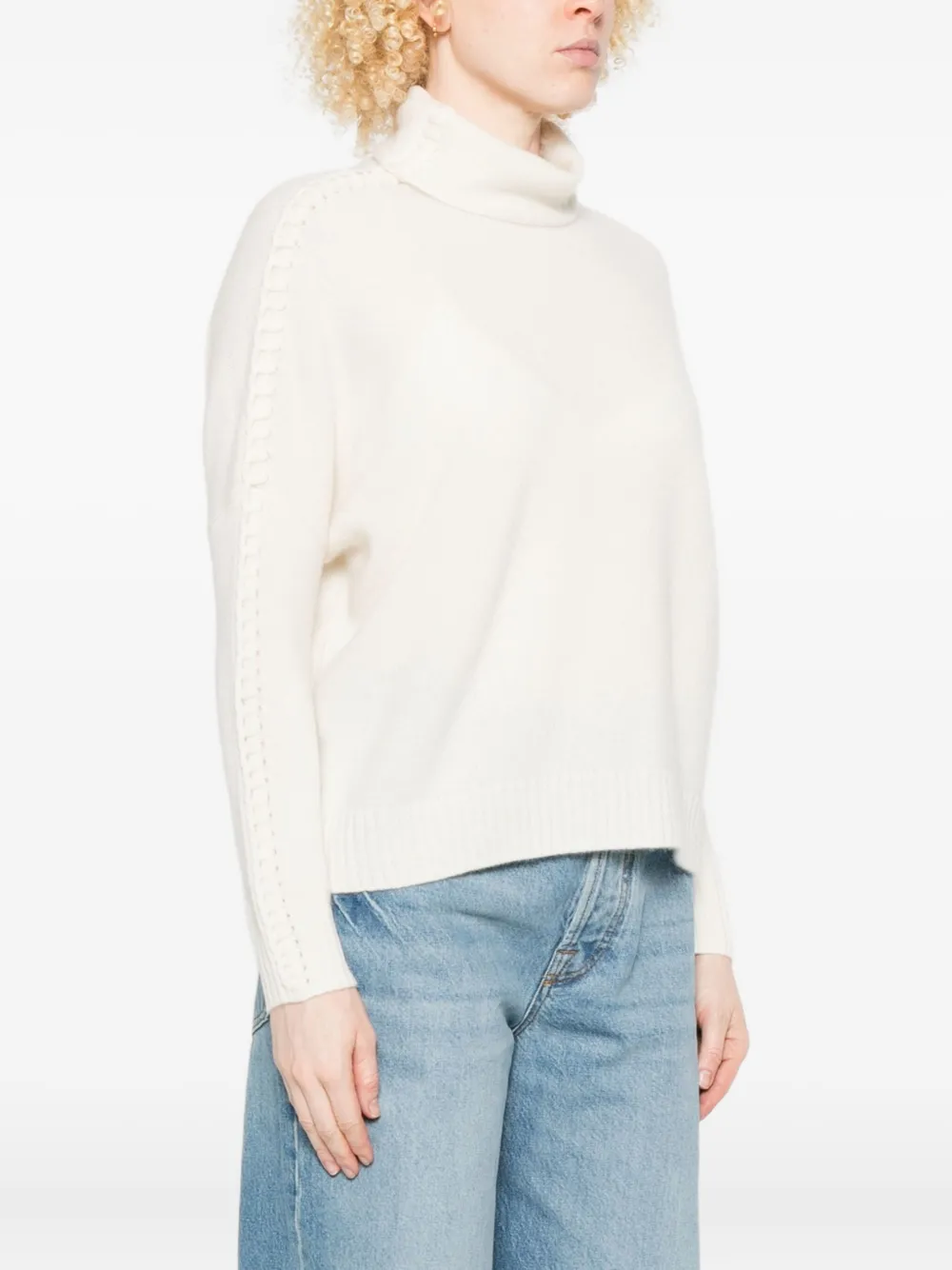 Kujten Turtleneck Sweater In Neutral