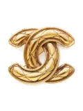CHANEL Pre-Owned 1970s CC quilted brooch - Gold