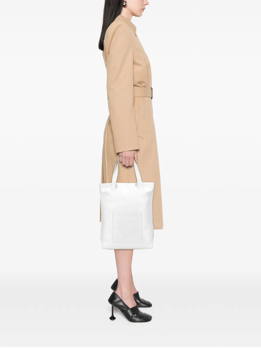 Loewe Pre-Owned 2014 Anagram Leather Shopper tote bag | Pre-Owned | Image 2