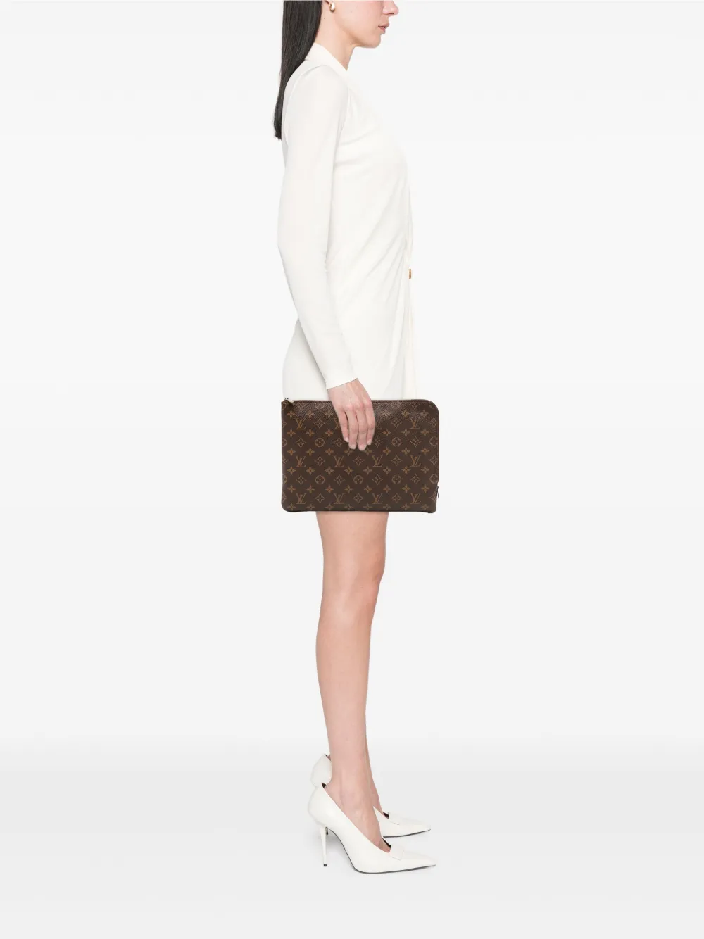 Louis Vuitton Pre-Owned 2018 Monogram Etui Voyage MM clutch bag | Pre-Owned | Image 2