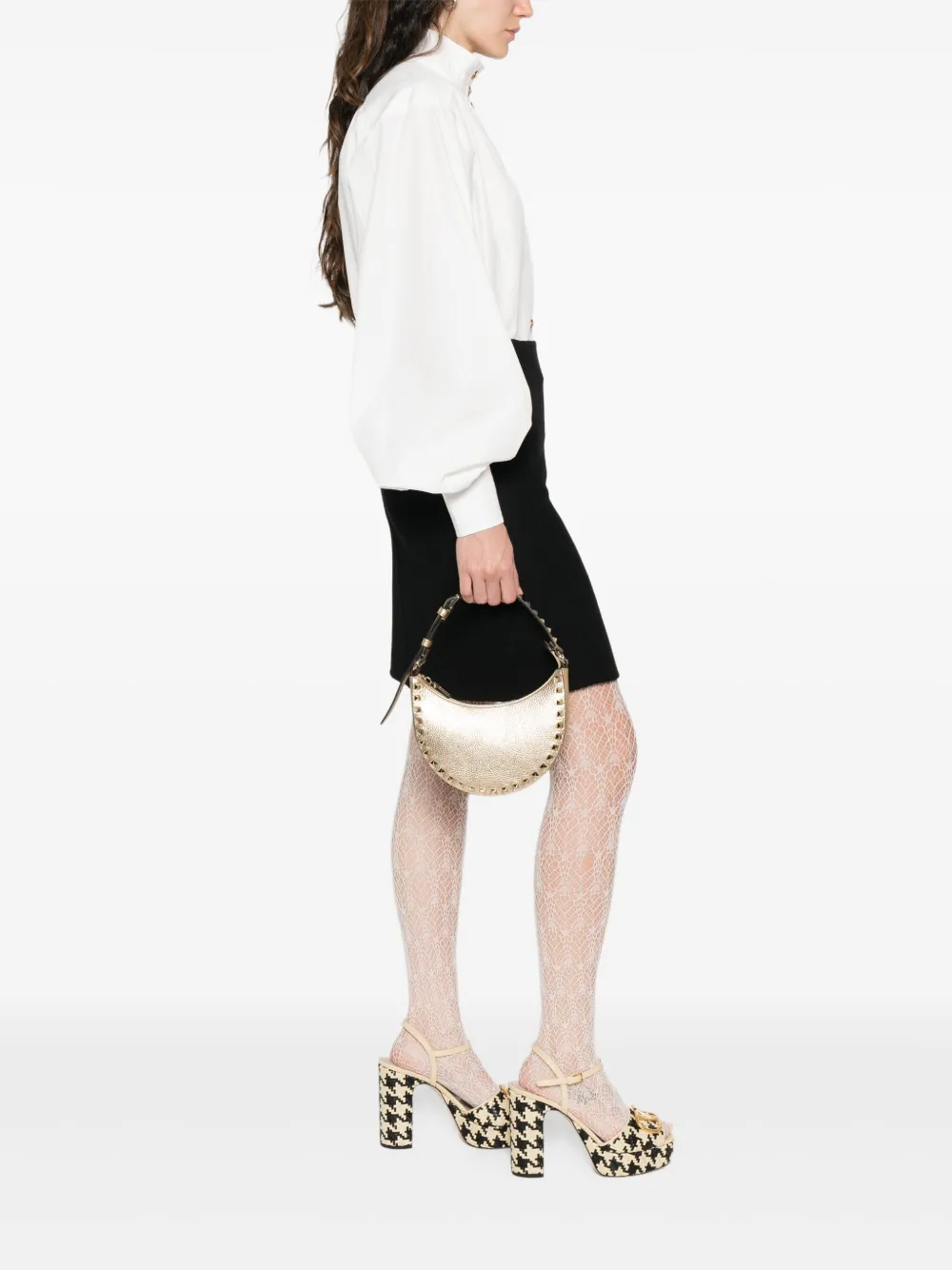 Valentino Garavani Crescent kleine schoudertas verfraaid met studs - Goud