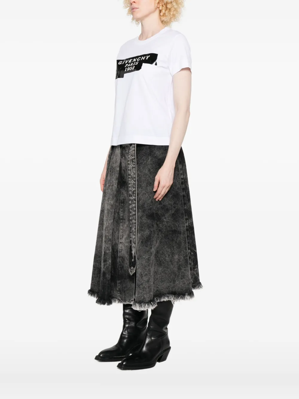 Givenchy White T-shirt With Lettering Logo On The Front In Cotton Woman In White