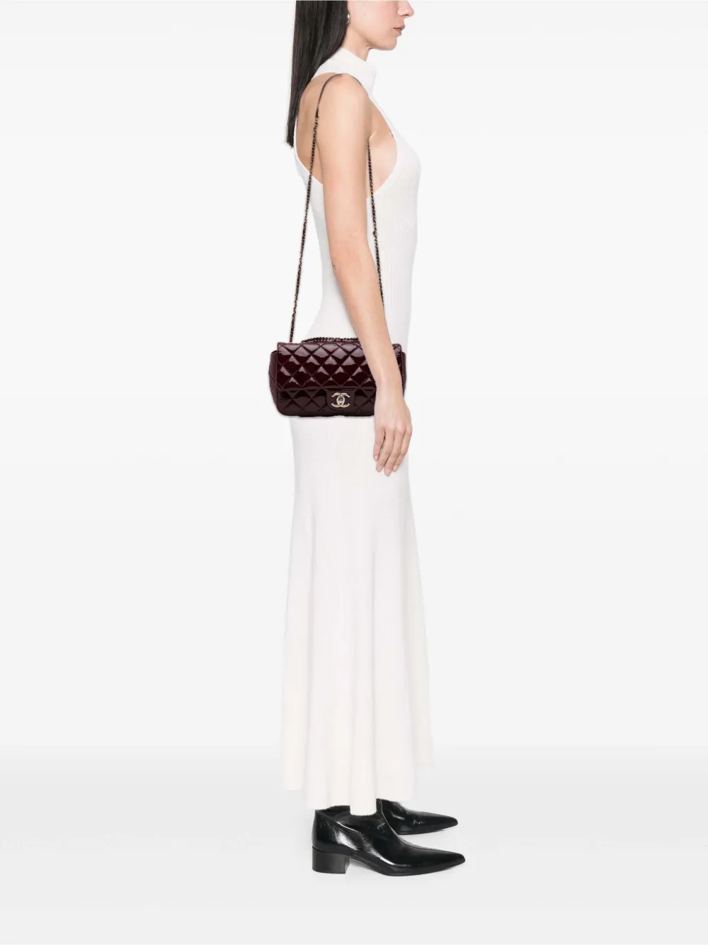 CHANEL Pre-Owned 2015-2016 Paris-Salzburg Medium Patent Goatskin CC Eyelet Flap crossbody bag | Pre-Owned | Image 2