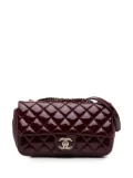 CHANEL Pre-Owned 2015-2016 Paris-Salzburg Medium Patent Goatskin CC Eyelet Flap crossbody bag - Red