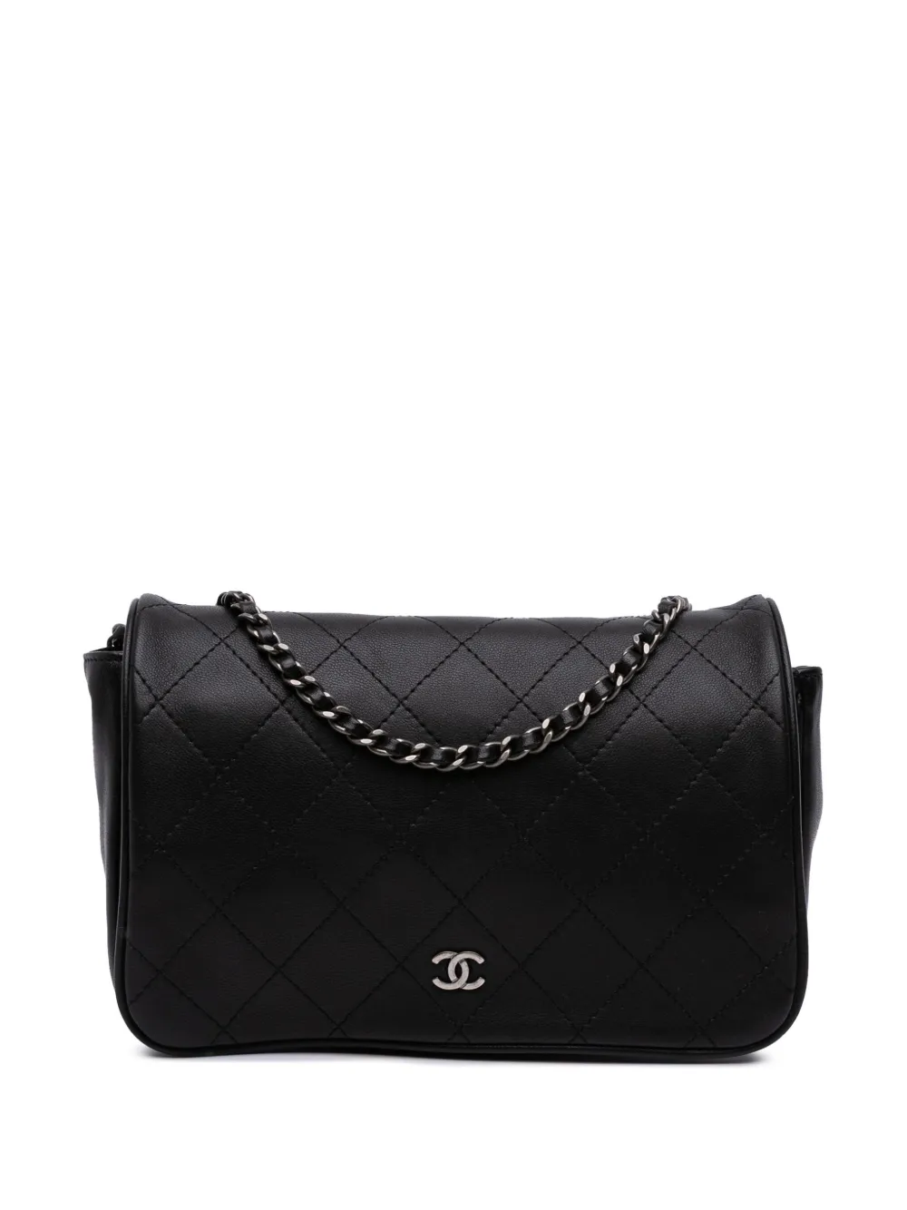CHANEL Pre-Owned 2013-2014 CC Quilted Lambskin Full Flap Wallet on CHANEL Pre-Owned 2013-2014 CC Quilted Lambskin Full Flap Wallet on