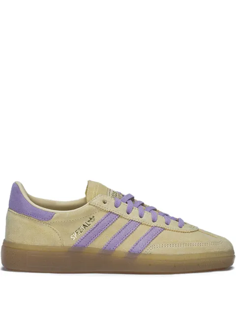 adidas stribet sneakers