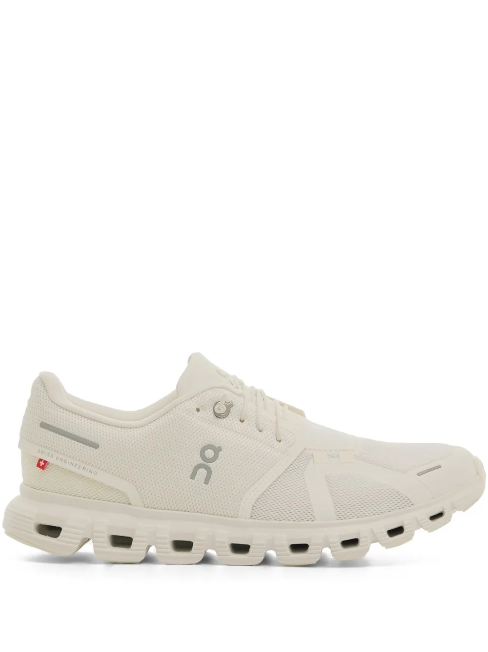 On Running Cloud 6 sneakers White