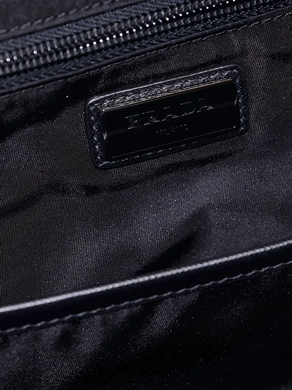 Prada Rugzak met logoplakkaat Groen