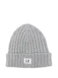 C.P. Company ribbed-knit beanie - Grey