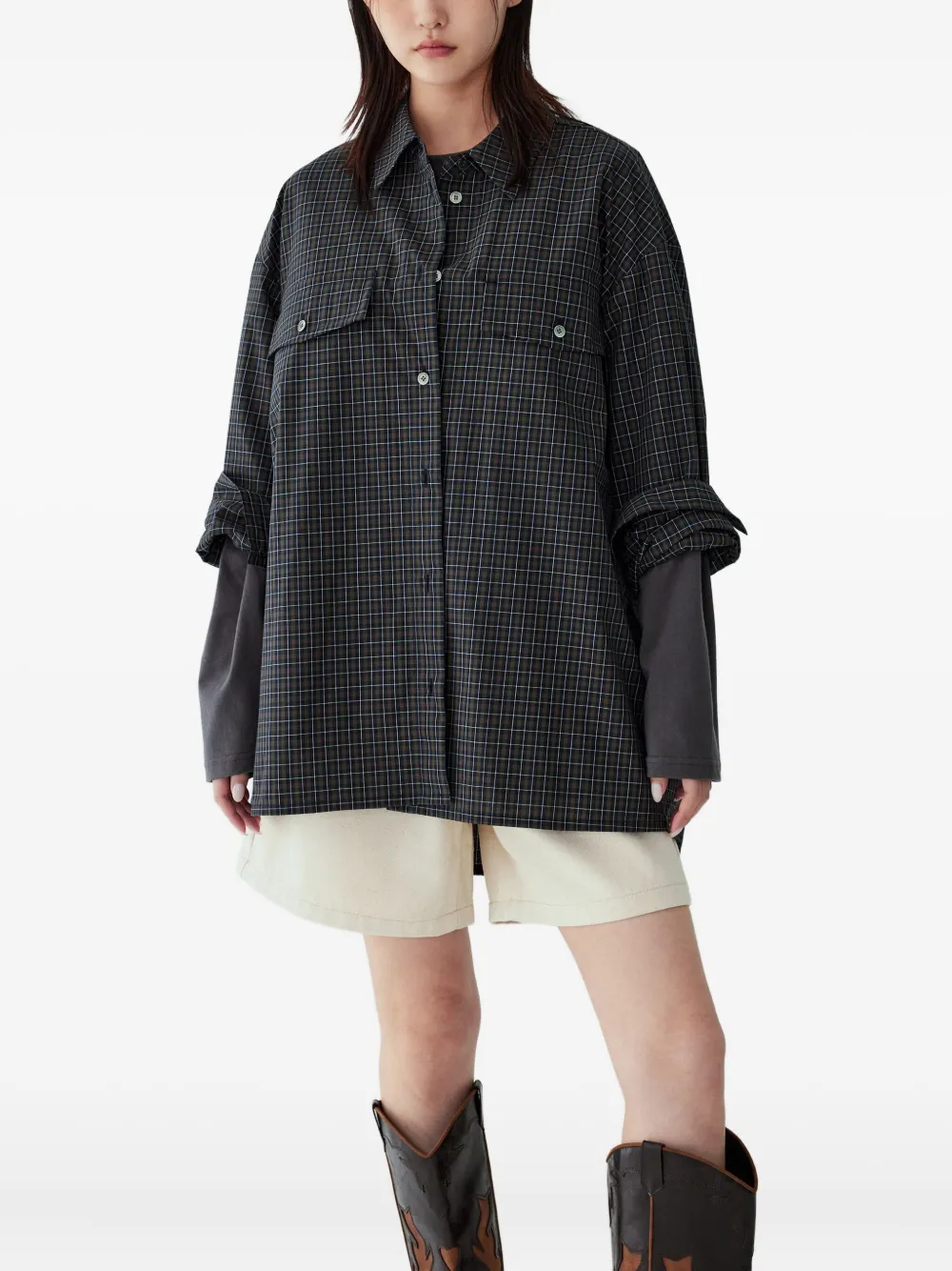 Studio Tomboy Flap-pockets Checked Shirt In Black