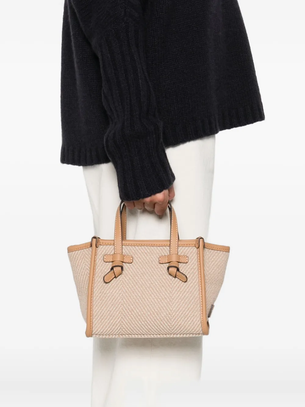 Gianni Chiarini Marcella Tote Bag In Neutral