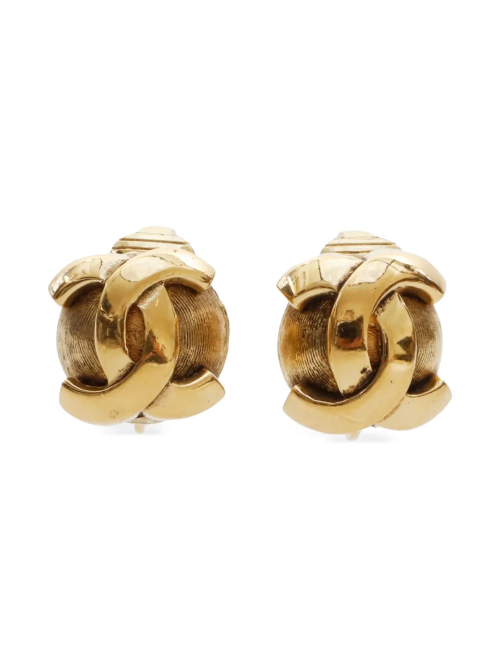 CHANEL Pre-Owned 1970-1990s CC logo clip-on earrings | Gold | Image 1