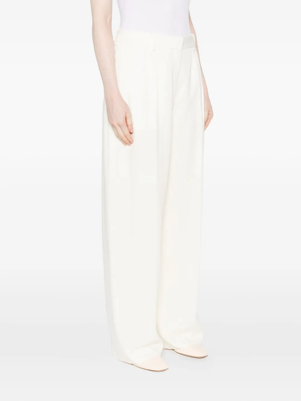 Totême Fluid Trousers With Pleats And Wide Leg In Neutral