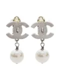 CHANEL Pre-Owned 2012 pearl-embellishment earrings - Silver