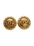 CHANEL Pre-Owned 1970-1990s CC clip-on earrings - Gold