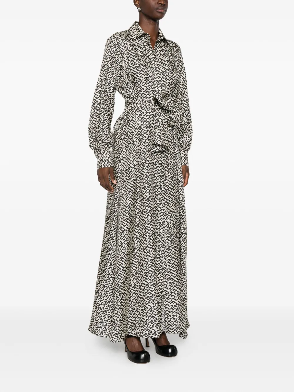 Kiton Tie-waist Printed Dress In Black