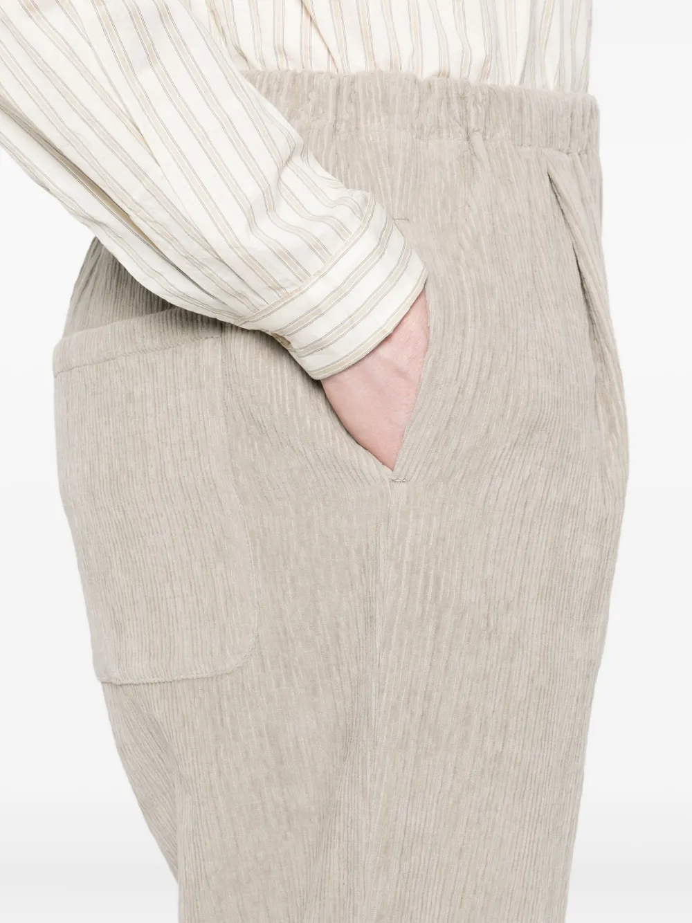 Apuntob Ribbed Elastic-waist Trousers In Neutral