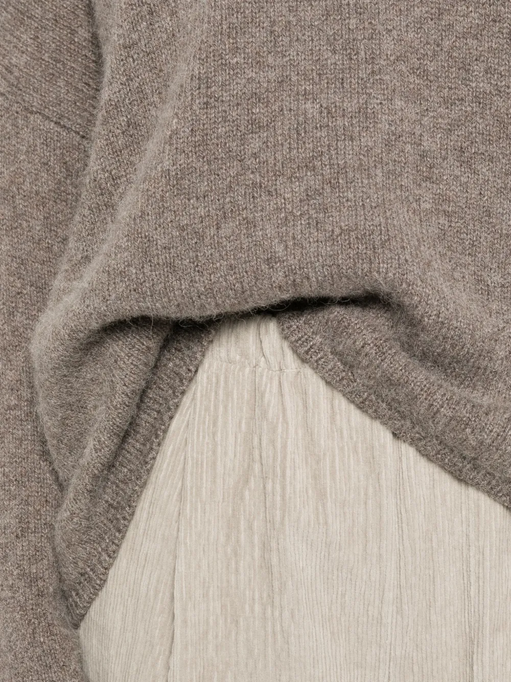 Apuntob Cashmere Crewneck Sweater In Brown