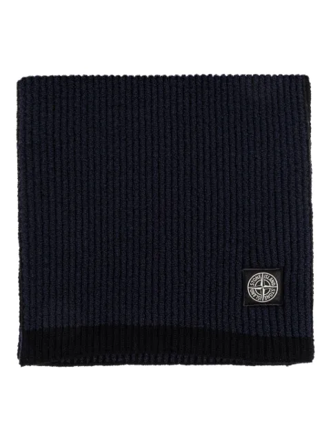 Stone Island mascada tejida de canalé con parche Compass