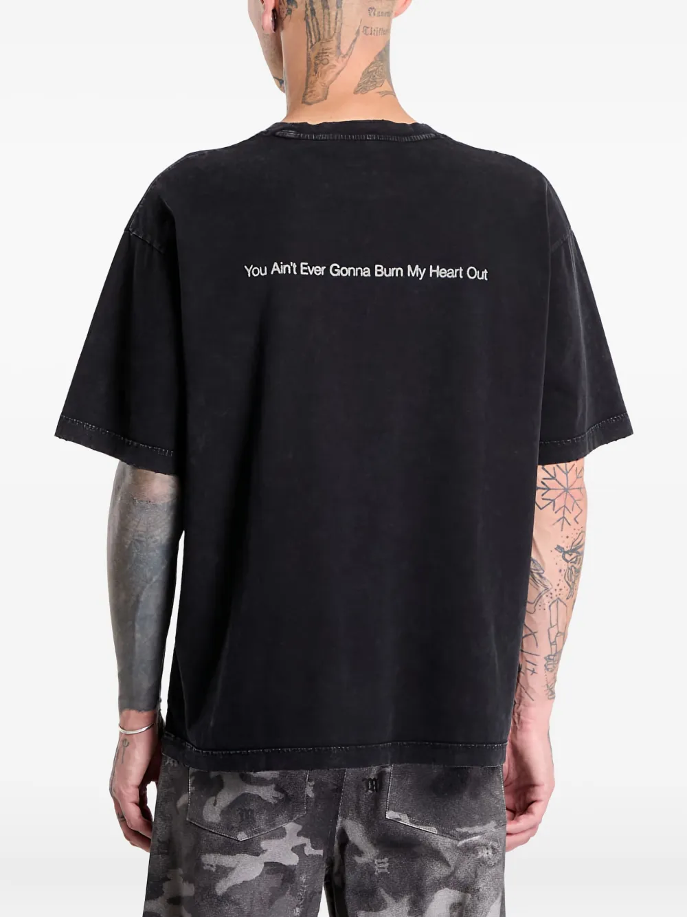 MISBHV T-shirt met kruisprint Zwart