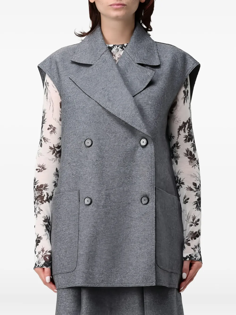 Liviana Conti Buttoned Pockets Waistcoat In Gray