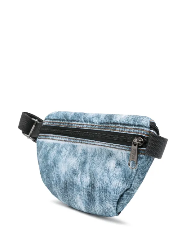 Eastpak x Diesel デニムプリント ベルトバッグ | ブルー