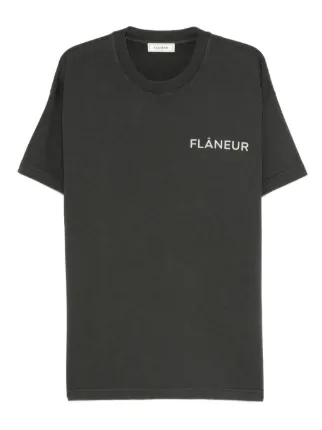 FLÂNEUR