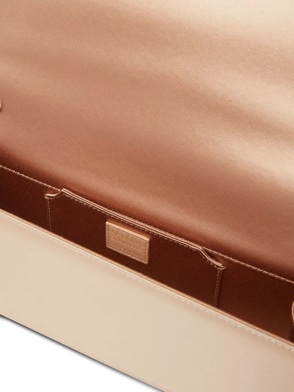 Malone Souliers Vivien satijnen clutch verfraaid met kristallen Goud