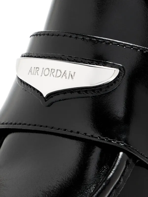 nike jordan loafers