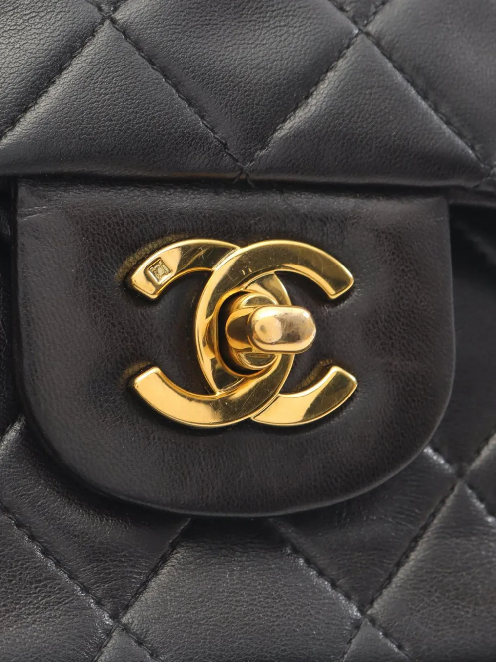 CHANEL Pre-Owned 1994-1996 Medium Classic Lambskin Double Flap shoulder bag | Pre-Owned | Image 2