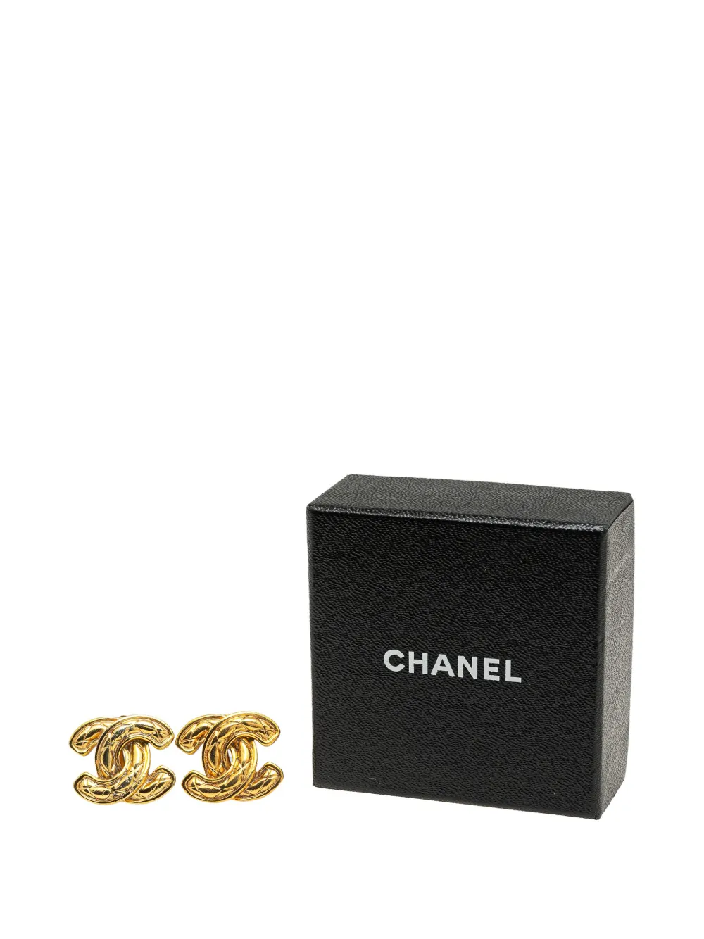 Pre-owned Chanel 1970-1980 Gold Plated Cc Quilted Clip On Earrings Costume Earrings