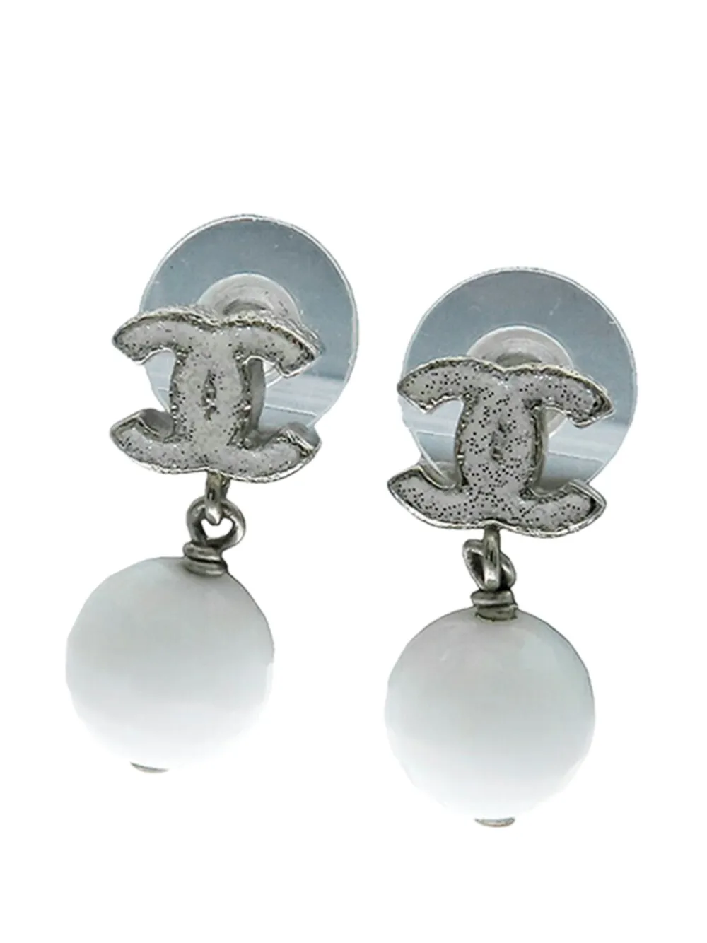 CHANEL Pre-Owned 2010 Silver Plated CC Enamel Bead Drop Push Back CHANEL Pre-Owned 2010 Silver Plated CC Enamel Bead Drop Push Back