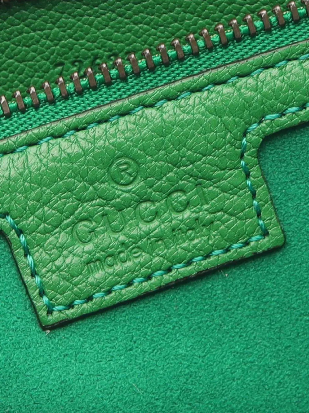 Pre-owned Gucci 2016-2025 Medium Leather Aphrodite Crossbody Bag In Green