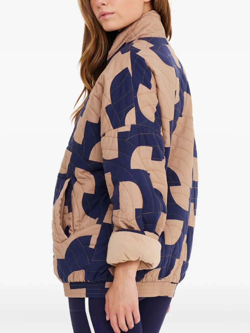 The Upside Mirage Carmen gewatteerd jack Beige